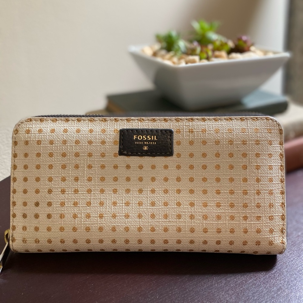 Fossil Wallet